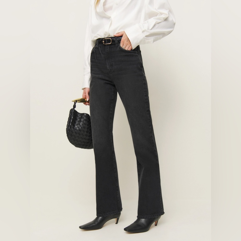 Mia High Rise Vintage Bootcut Jeans size 28 NWT